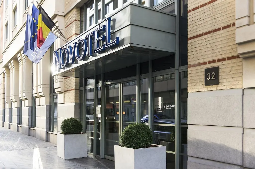 **** Hotel Novotel Brussels City Centre Belgien